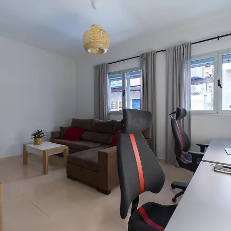 2 Mins From - Workstations - Parking - Bikes Appartamento Las Palmas de Gran Canaria